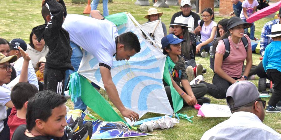 ”Ecometas Urbaser” reúne a operarios y sus familias en el Parque Simón Bolívar
