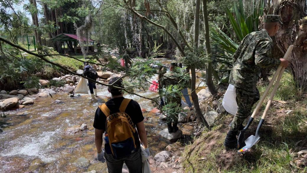 ‘Manos al agua’ recogió más de cuatro toneladas de basura en la limpieza de ríos de la jurisdicción