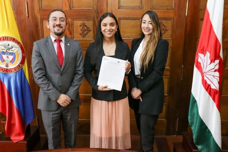 Gobernación de Boyacá y Universidad Santo Tomás se unen para promover la profesionalización de los periodistas boyacenses