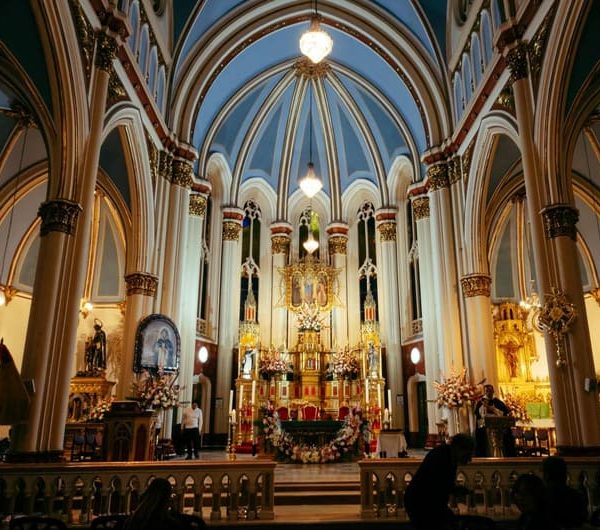 El Congreso de Colombia honra a la Basílica de Nuestra Señora del Rosario de Chiquinquirá